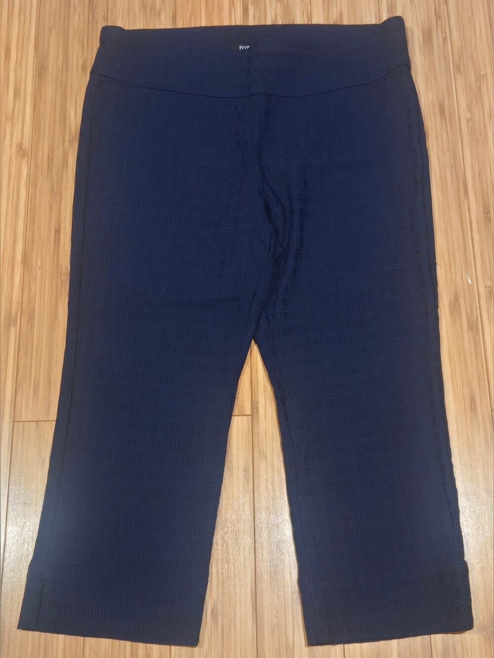Roz & Ali Navy Textured Crop Pants